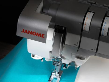 Découvrez la Recouvreuse Janome Cover Pro 3000 Professional